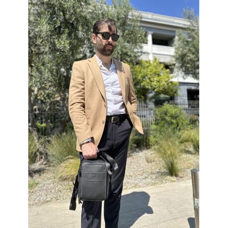 Δερμάτινο τσαντάκι ώμου Bull Captain  DJB 888 μαύρο