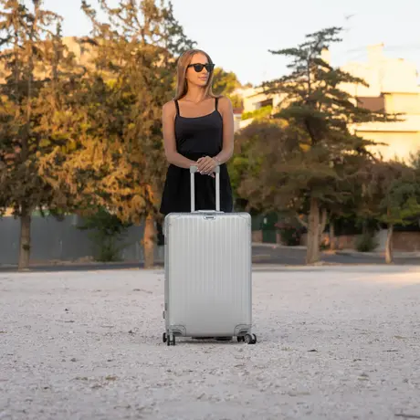 Βαλίτσα Αλουμινίου Μεγάλου Μεγέθους Newcom N1526/70 ασημί