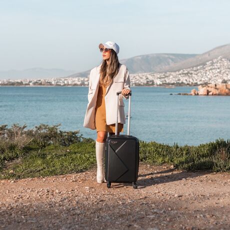 Βαλίτσα trolley Cardinal καμπίνας 2011/50cm μαύρη