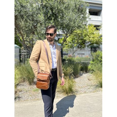 Δερμάτινο τσαντάκι ώμου Bull Captain  DJB 040 καφέ