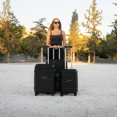 Βαλίτσα σκληρή Newcom (PP) (σετ 3 τεμαχίων) N1595 μαύρο