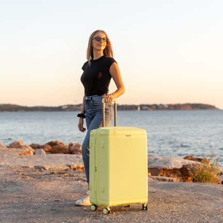 Βαλίτσα Σκληρή Επεκτάσιμη Cardinal (PP) μεγάλη 2019/70 lemon Yellow